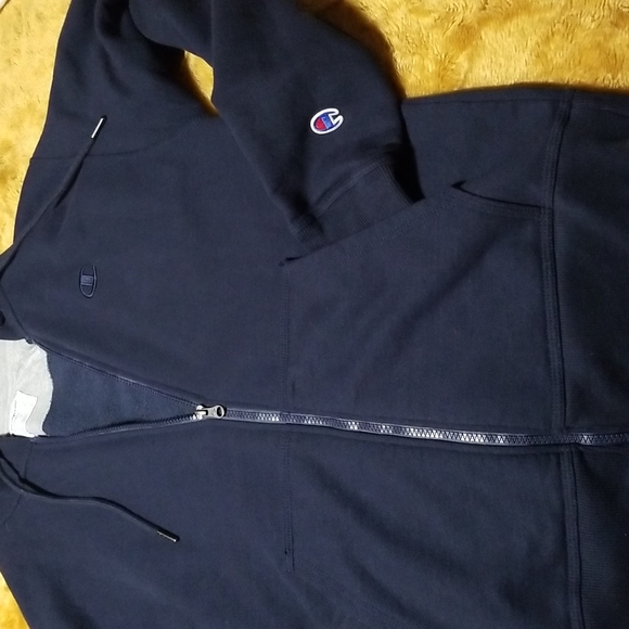 Champion Authentic Jacket. Medium - Picture 7 of 8